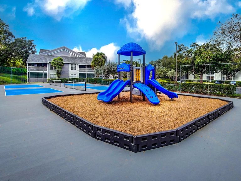 Avana Coral Springs apartments in Coral Springs, FL – photo 29