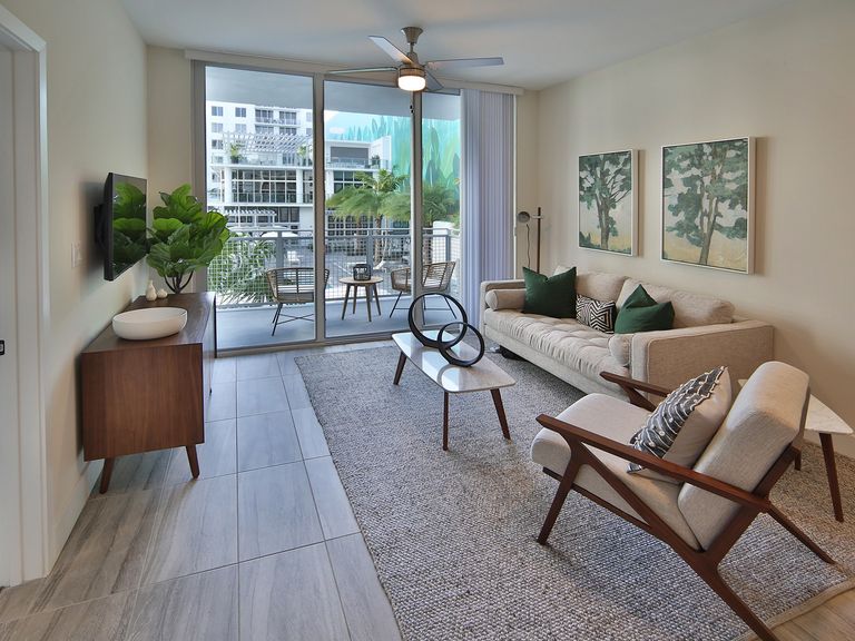 Avery Dania Pointe Apartments apartments in Dania Beach, FL – photo 14