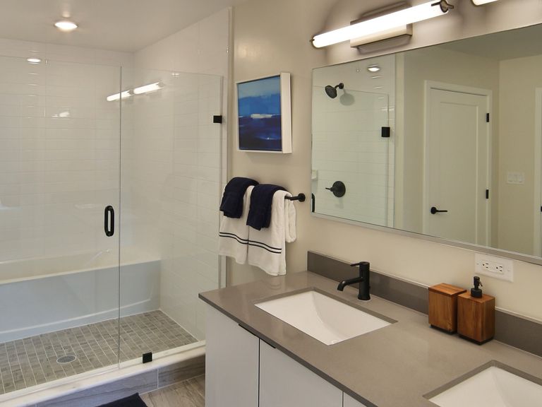 Avery Dania Pointe Apartments apartments in Dania Beach, FL – photo 17