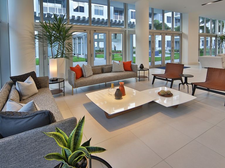 Avery Dania Pointe Apartments apartments in Dania Beach, FL – photo 8