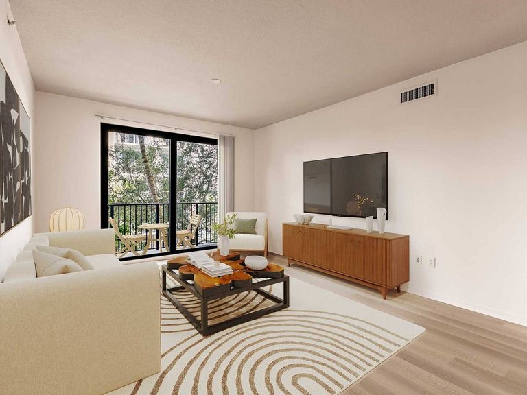 Aviah Flagler Village apartments in Fort Lauderdale, FL – photo 18