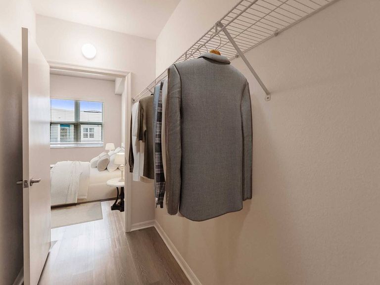 Aviah Flagler Village apartments in Fort Lauderdale, FL – photo 23