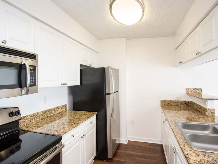 Bay Parc apartments in Miami, FL – photo 6