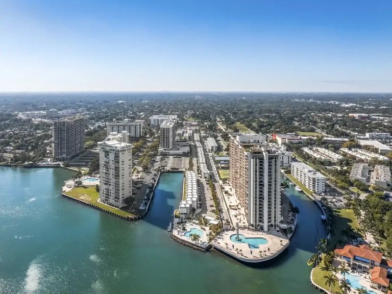 Biscayne Shores apartments in Miami, FL – photo 23