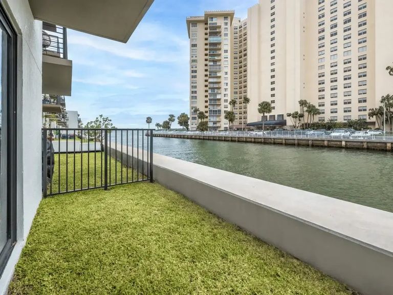 Biscayne Shores apartments in Miami, FL – photo 28