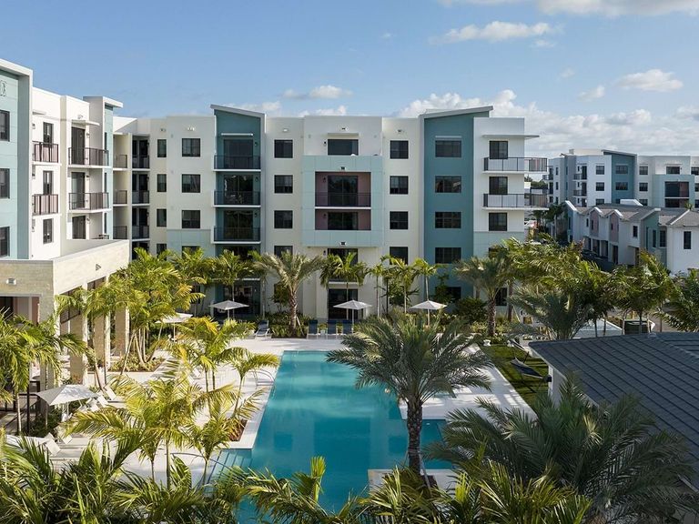 BLYS apartments in Oakland Park, FL – photo 37