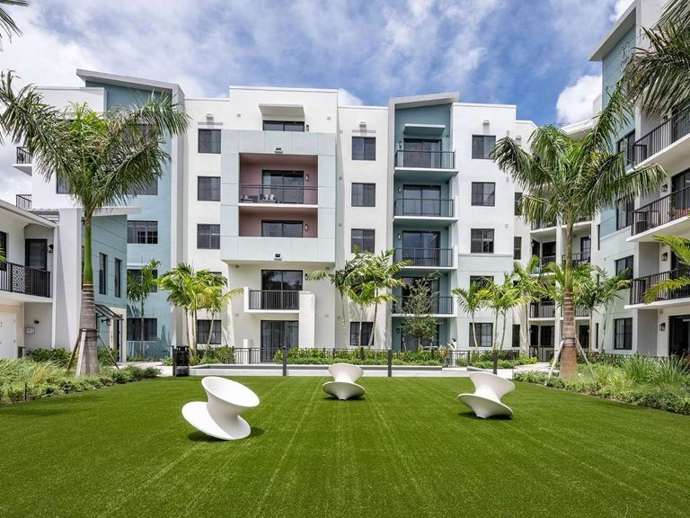 BLYS apartments in Oakland Park, FL – photo 44