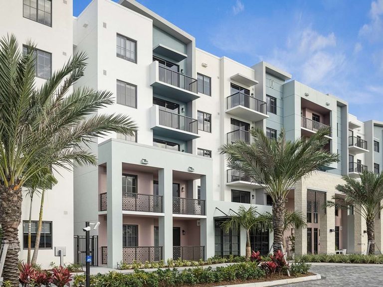 BLYS apartments in Oakland Park, FL – photo 69