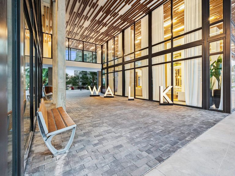 10X Las Olas Walk apartment community photo
