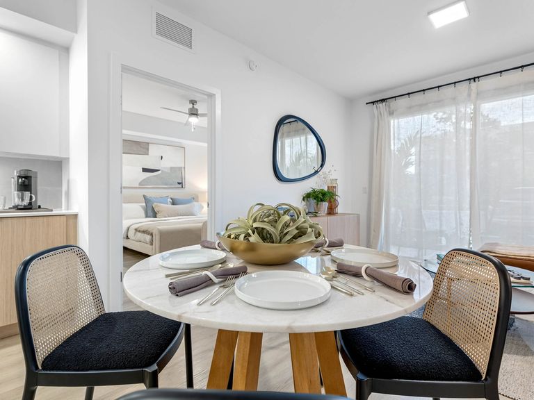 Caroline Golden Glades apartments in Miami, FL – photo 20
