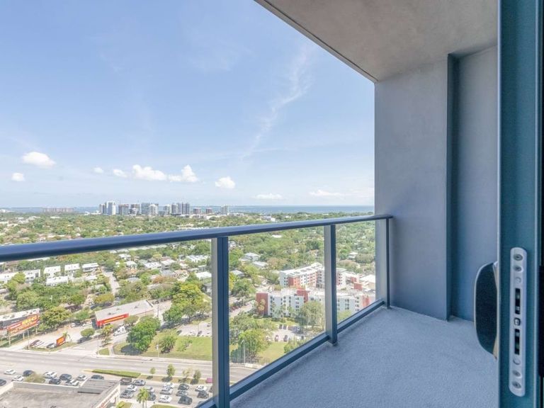 Cascade At Link apartments in Miami, FL – photo 9