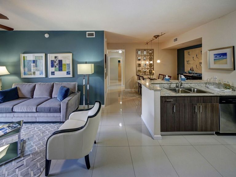 Celebration Pointe apartments in Margate, FL – photo 19