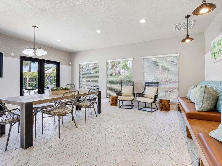 Centro at Davie Apartments apartments in Davie, FL – photo 21