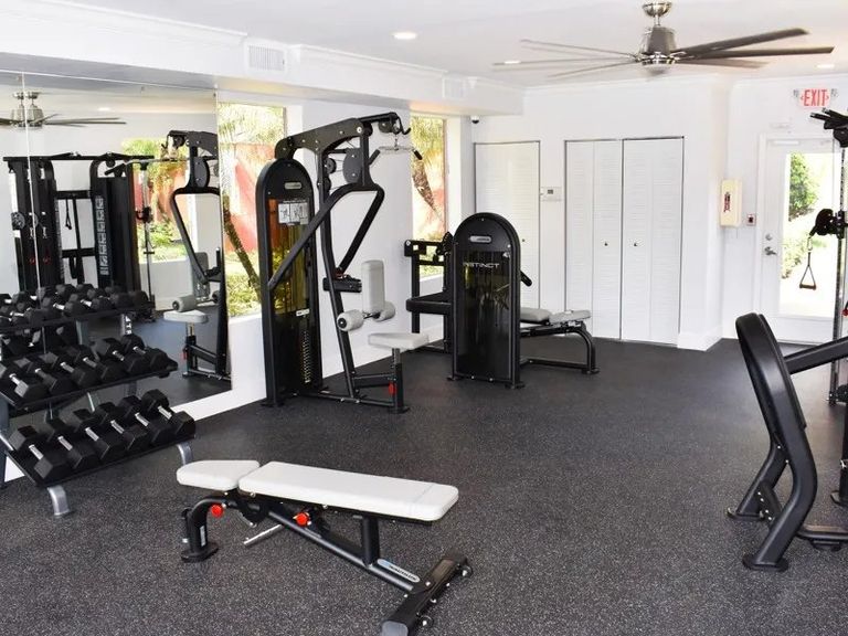 Cherry Grove Village apartments in Miami, FL – photo 11