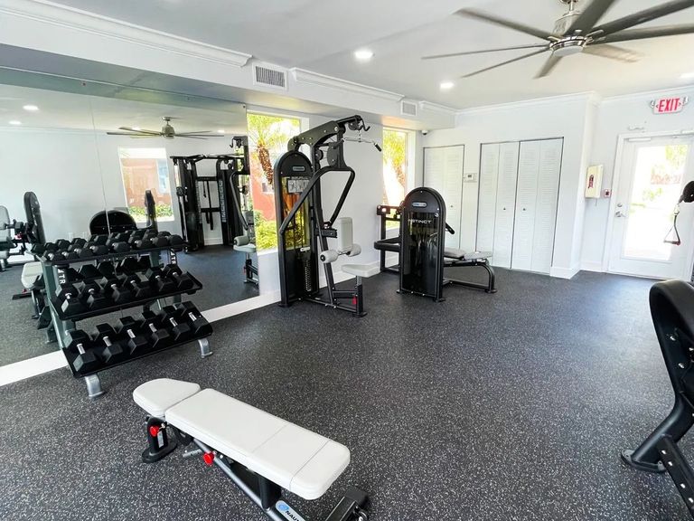 Cherry Grove Village apartments in Miami, FL – photo 19