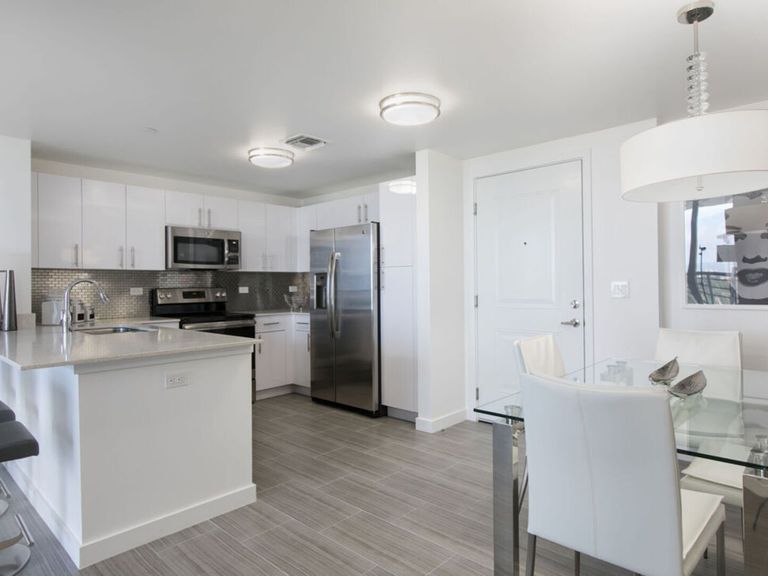 Circ Residences apartments in Hollywood, FL – photo 7