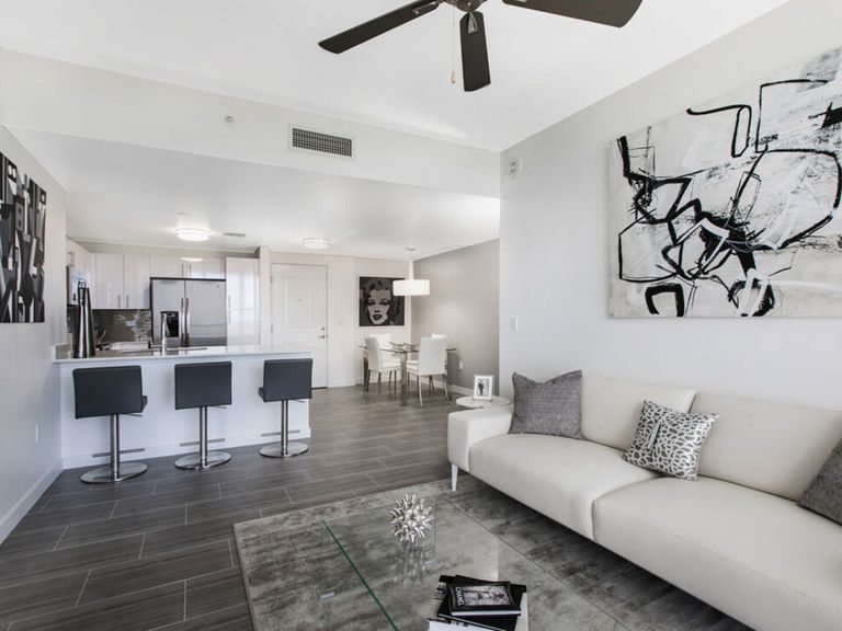 Circ Residences apartments in Hollywood, FL – photo 9