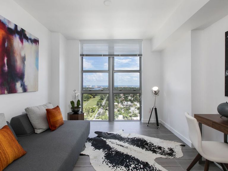 Circ Residences apartments in Hollywood, FL – photo 17