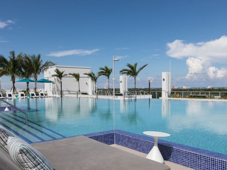 Circ Residences apartments in Hollywood, FL – photo 46