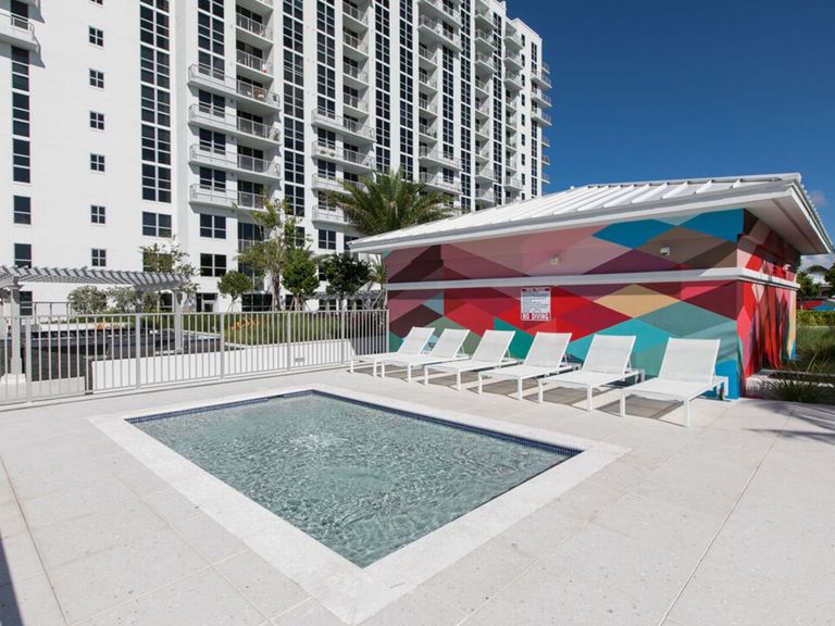 Circ Residences apartments in Hollywood, FL – photo 54