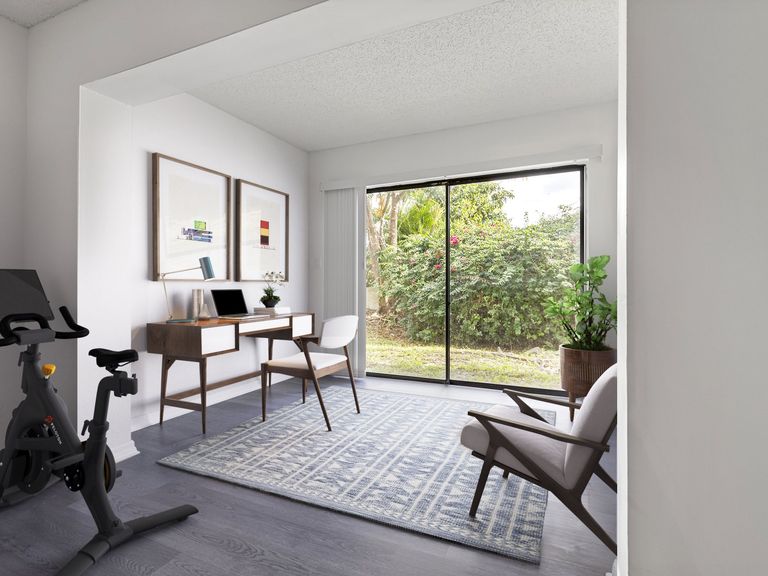 Circle Sunrise apartments in Sunrise, FL – photo 9