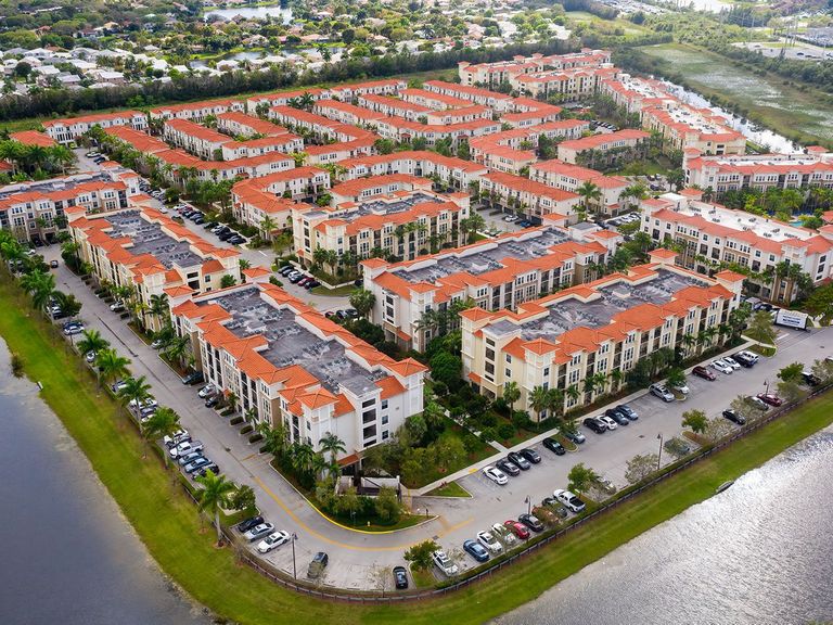 City Center On 7th apartments in Pembroke Pines, FL – photo 14