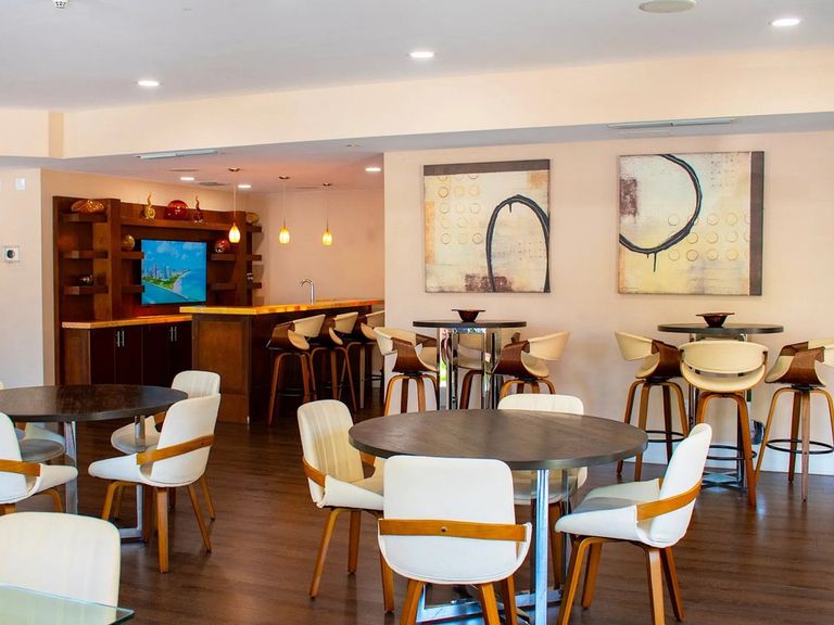 Colony at Dadeland apartments in Miami, FL – photo 9