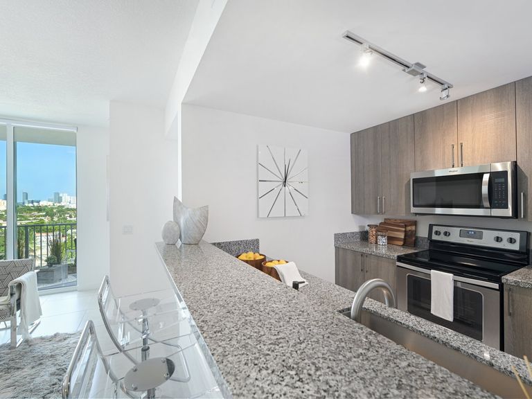 Columbus on Fifth apartments in Miami, FL – photo 8