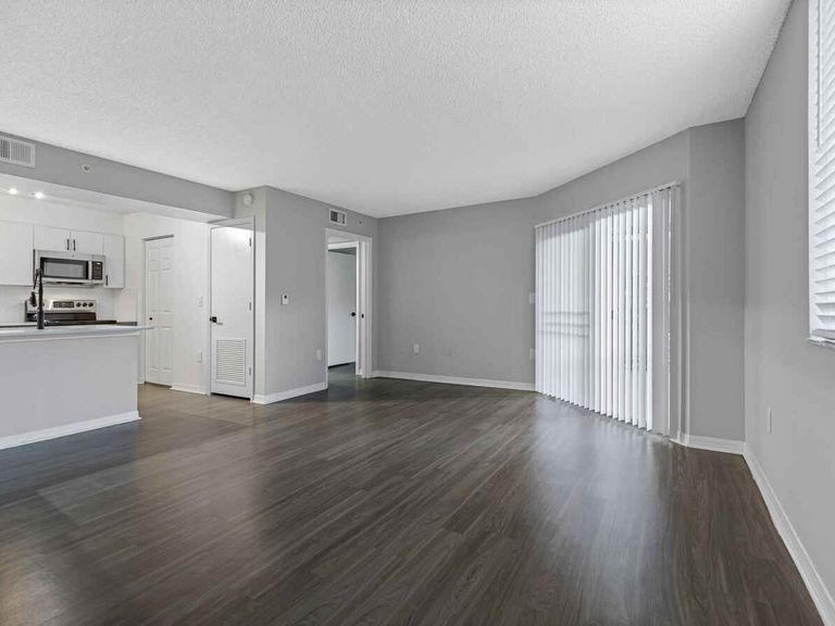 Coral Vista apartments in Tamarac, FL – photo 42
