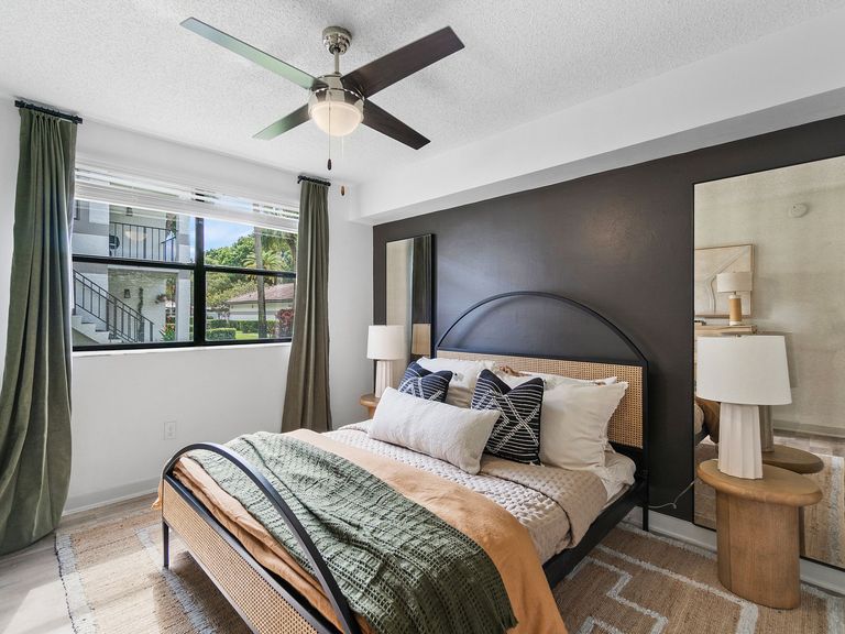 Cortland Kings Meadow apartments in Miami, FL – photo 20