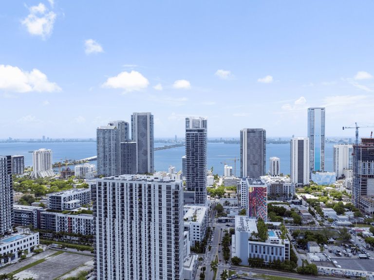 Cortland Midtown Miami apartments in Miami, FL – photo 10