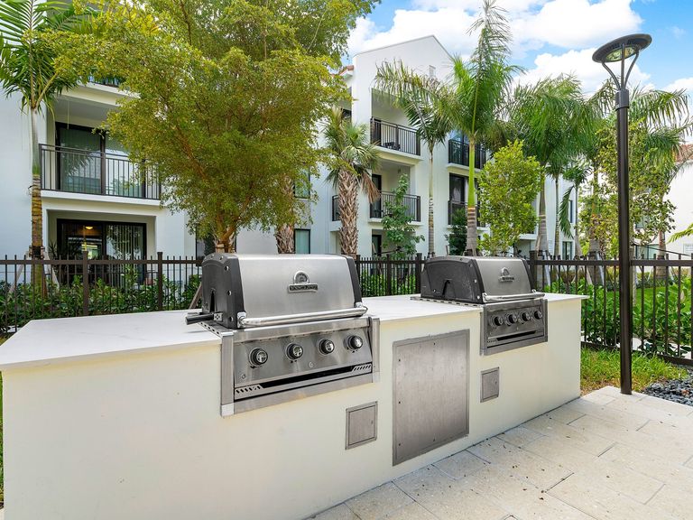 Cortland South Kendall apartments in Miami, FL – photo 35