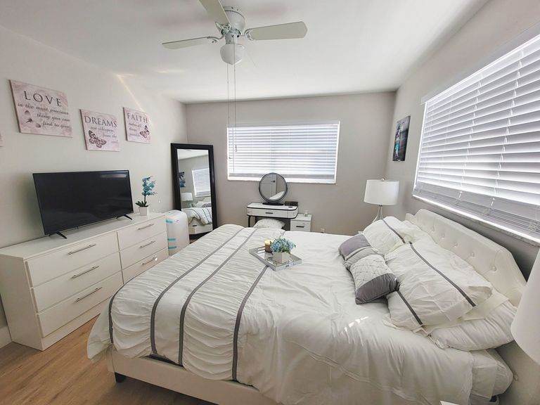 Cottage Cove apartments in Miami, FL – photo 8