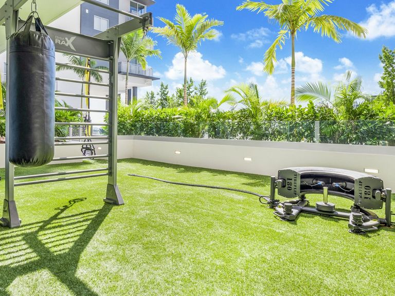 Crest at Pinecrest apartments in Miami, FL – photo 11