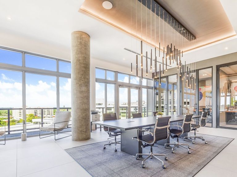 Crest at Pinecrest apartments in Miami, FL – photo 8