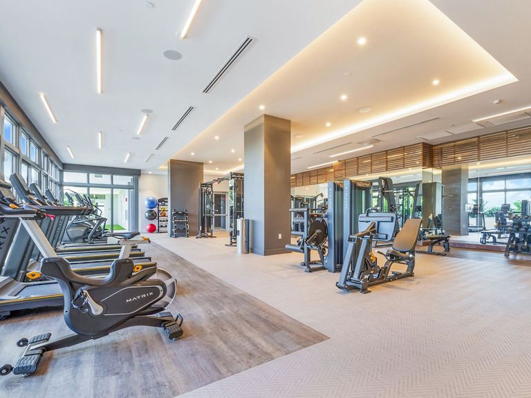 Crest at Pinecrest apartments in Miami, FL – photo 9