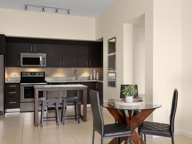 Doral View apartments in Miami, FL – photo 10