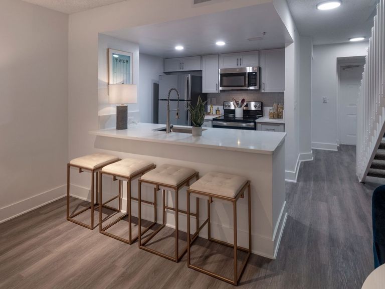 Doral West apartments in Doral, FL – photo 7