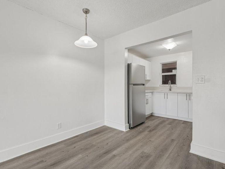 El Jardin Apartments apartments in Hollywood, FL – photo 14