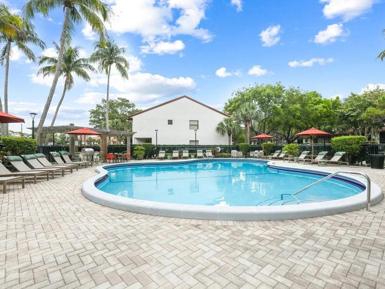 Elliot Cocoplum apartments in Coconut Creek, FL – photo 17