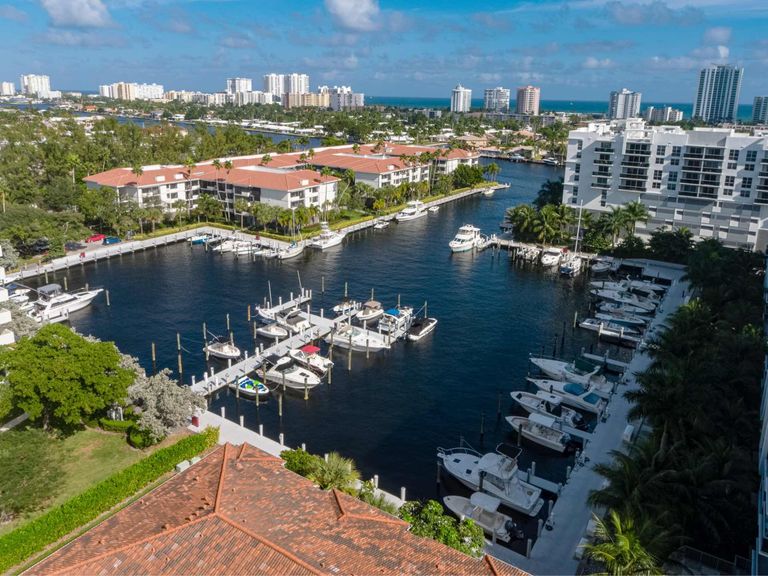 Emera Port Royale apartments in Fort Lauderdale, FL – photo 33