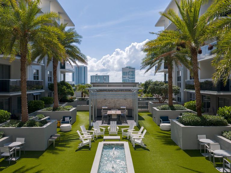 Emera Port Royale apartments in Fort Lauderdale, FL – photo 8