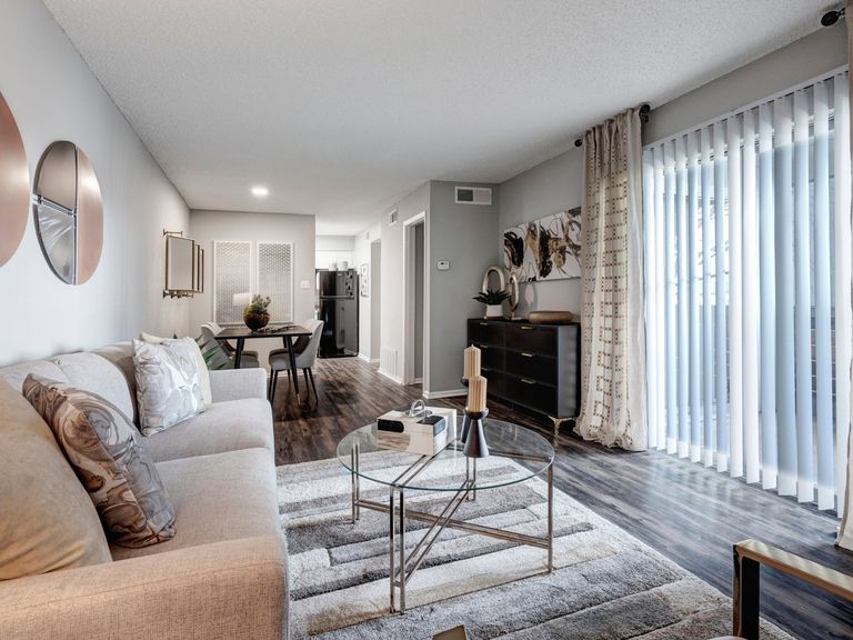 Emerald Palms apartments in Miami, FL – photo 7