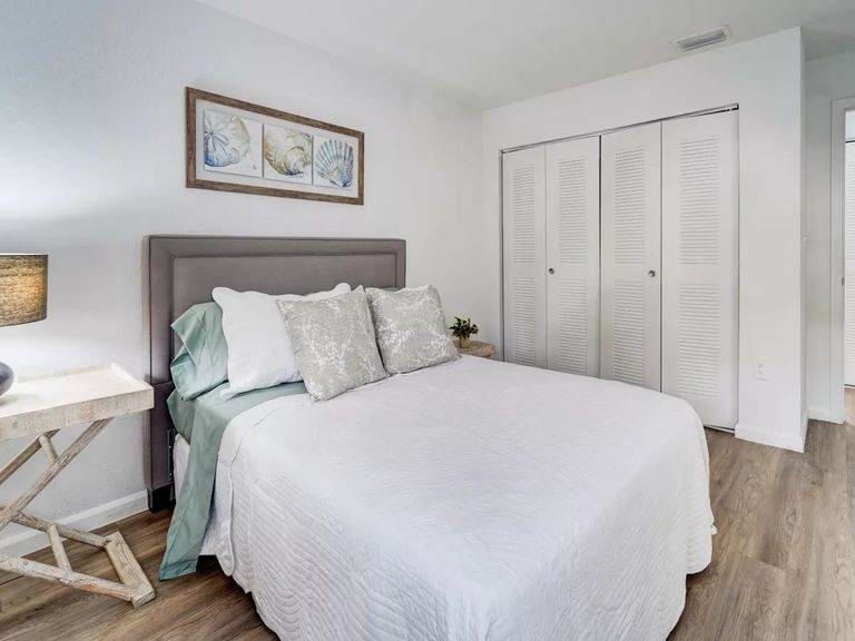 Emerald Palms apartments in Miami, FL – photo 22