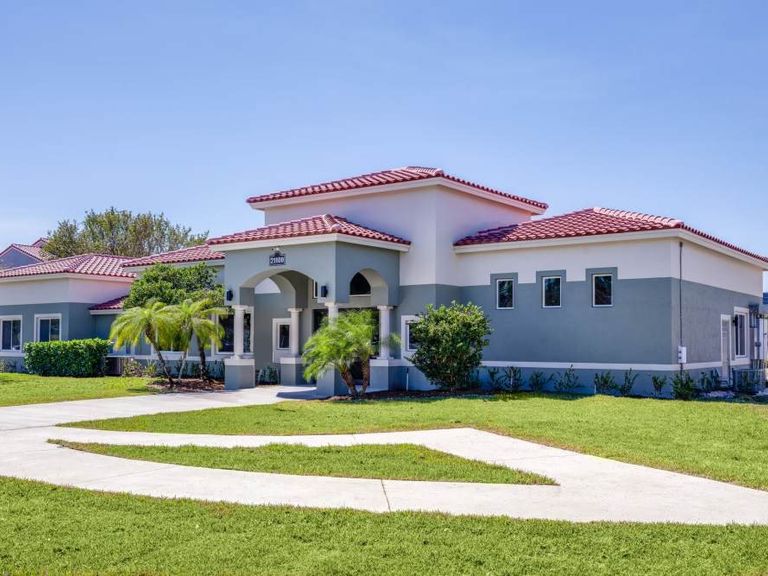 Ernie Martin Villas apartments in Miami, FL – photo 15