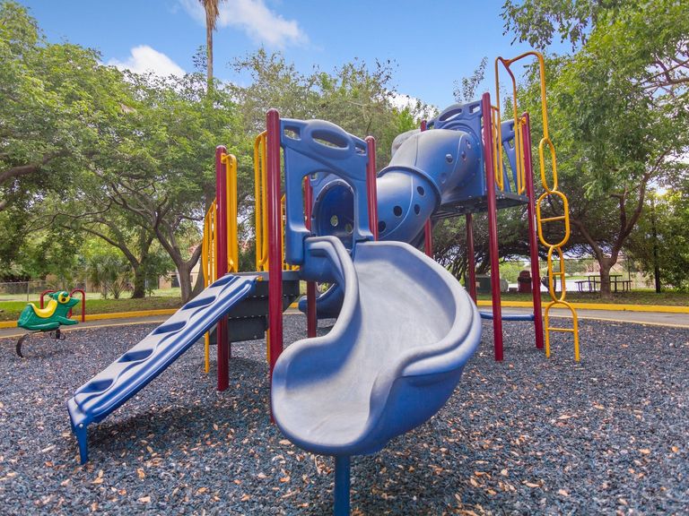 Fairway View apartments in Hialeah, FL – photo 9