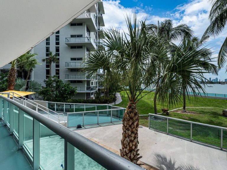 Flamingo South Beach apartments in Miami Beach, FL – photo 11