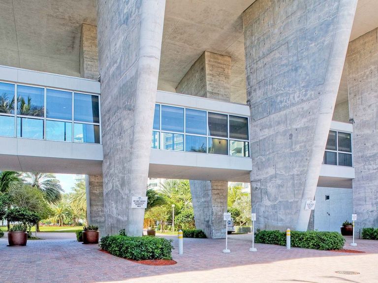 Flamingo South Beach apartments in Miami Beach, FL – photo 7