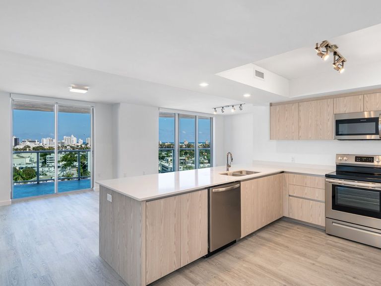Flamingo South Beach apartments in Miami Beach, FL – photo 8