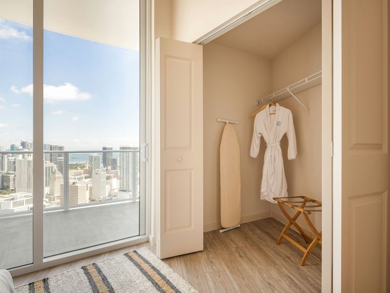 Flow Brickell apartments in Miami, FL – photo 7